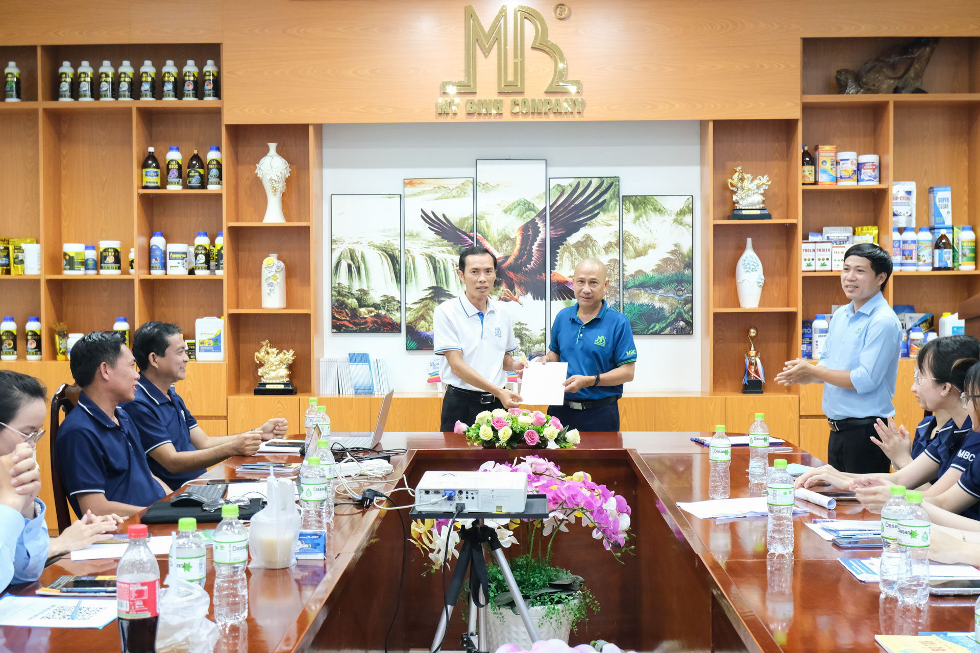 Ông Nguyễn Công Thành nhận quyết định bổ nhiệm vị trí Giám đốc kĩ thuật