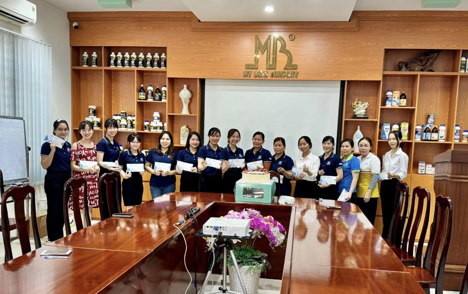 chúc mừng ngày Quốc tế phụ nữ 08/03