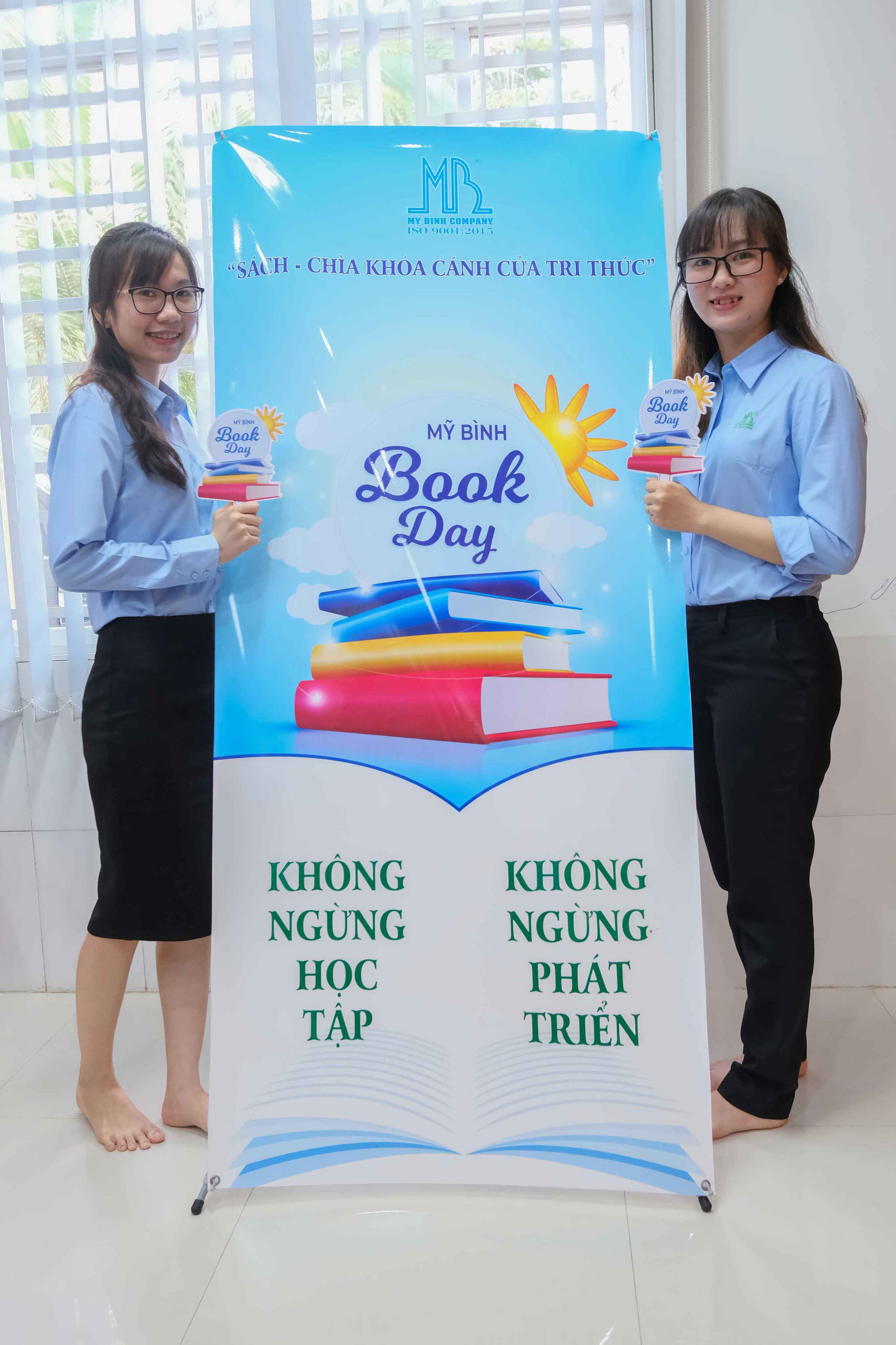 Mỹ Bình Book day