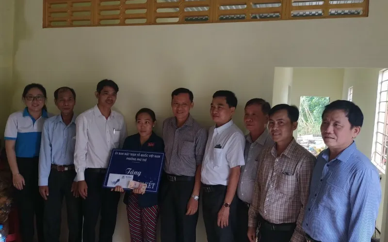 Mỹ Bình hỗ trợ hộ nghèo vượt qua khó khăn