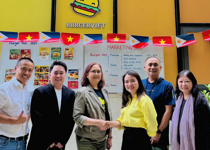 BURGER VIET VƯƠN MÌNH RA THỂ GIỚI