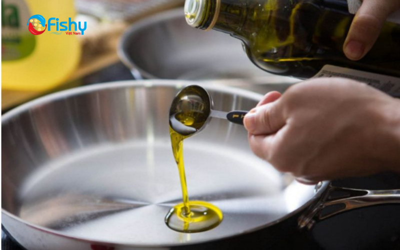 Sử dụng đúng loại dầu khi chiên nướng Sử dụng đúng loại dầu khi chiên nướng