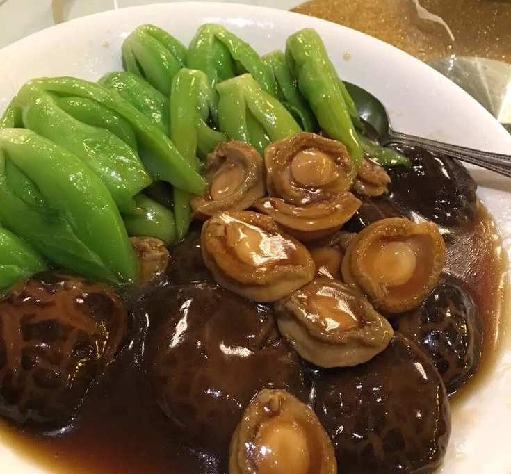 abalone with shiitake mushroom sauce abalone with shiitake mushroom sauce