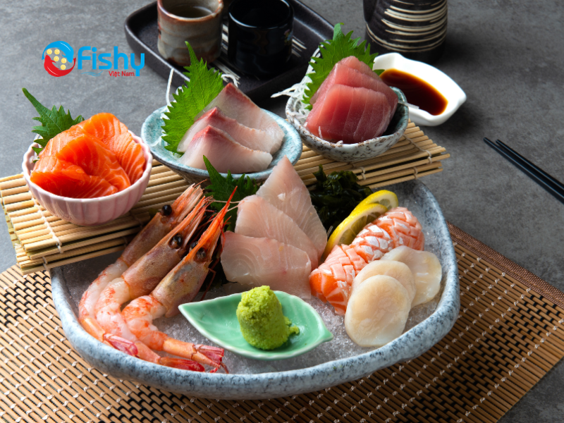 típ ăn sashimi Set sashimi cá hồi, tôm đỏ, cồi sò điệp