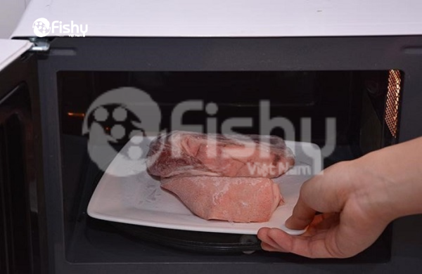 Hướng dẫn cách rã đông bằng lò vi sóng Hướng dẫn cách rã đông bằng lò vi sóng