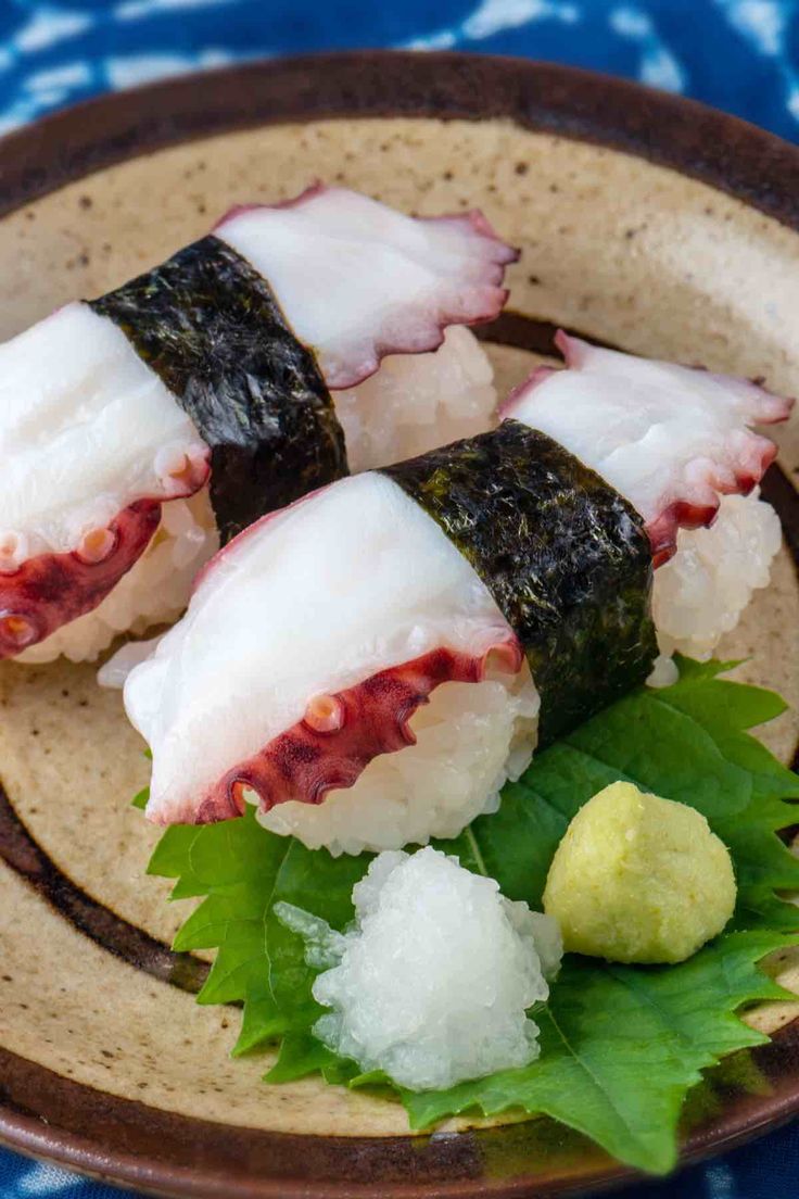 Sushi bạch tuộc Sushi bạch tuộc
