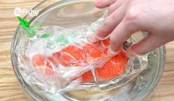 Mẹo vặt hướng dẫn rã đông đúng cách từng loại hải sản