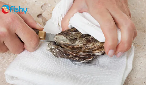 Simple Guide to Prepping & Cooking Oysters