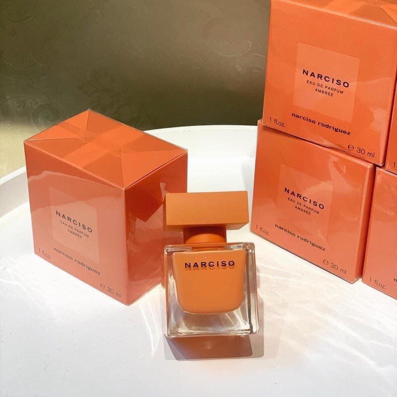 Nước hoa nữ Narciso Ambree hương hoa cỏ phương Đông gồm hoa sứ, hổ phách và gỗ tuyết tùng Nước hoa nữ Narciso Ambree hương hoa cỏ phương Đông gồm hoa sứ, hổ phách và gỗ tuyết tùng