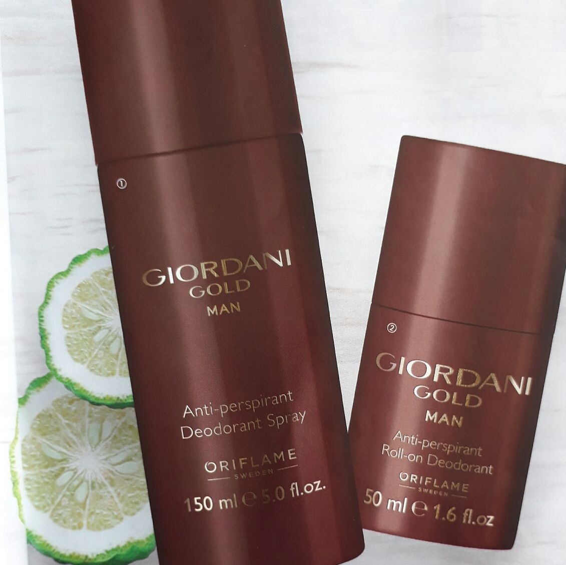 Combo chai xịt và thanh lăn khử mùi nam hương nước hoa Giordani Gold Combo chai xịt và thanh lăn khử mùi nam hương nước hoa Giordani Gold