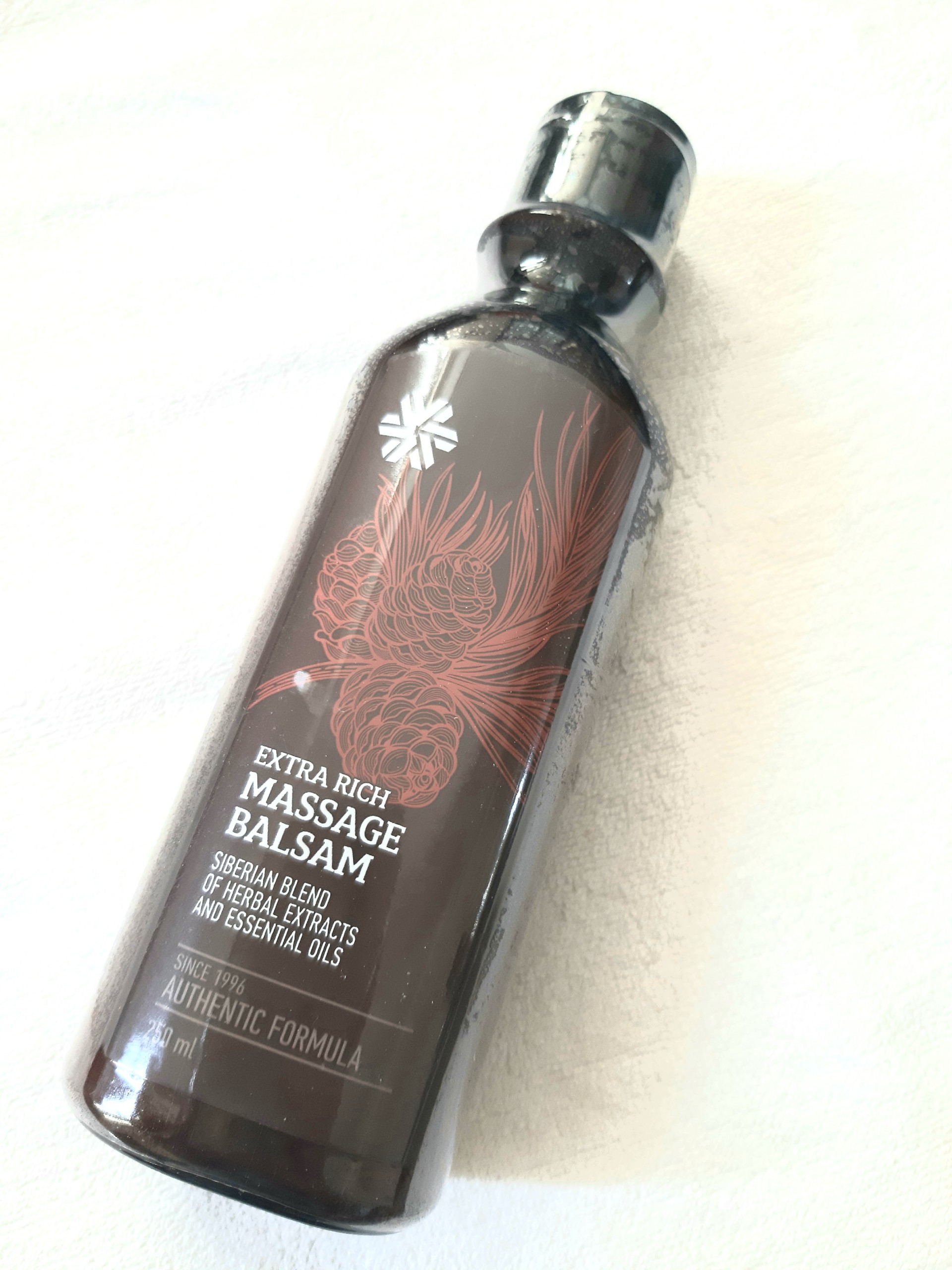 Dầu Balsam hạ sốt, mát-xa cơ thể Siberian Wellness từ nhựa thông Nga Dầu Balsam hạ sốt, mát-xa cơ thể Siberian Wellness từ nhựa thông Nga