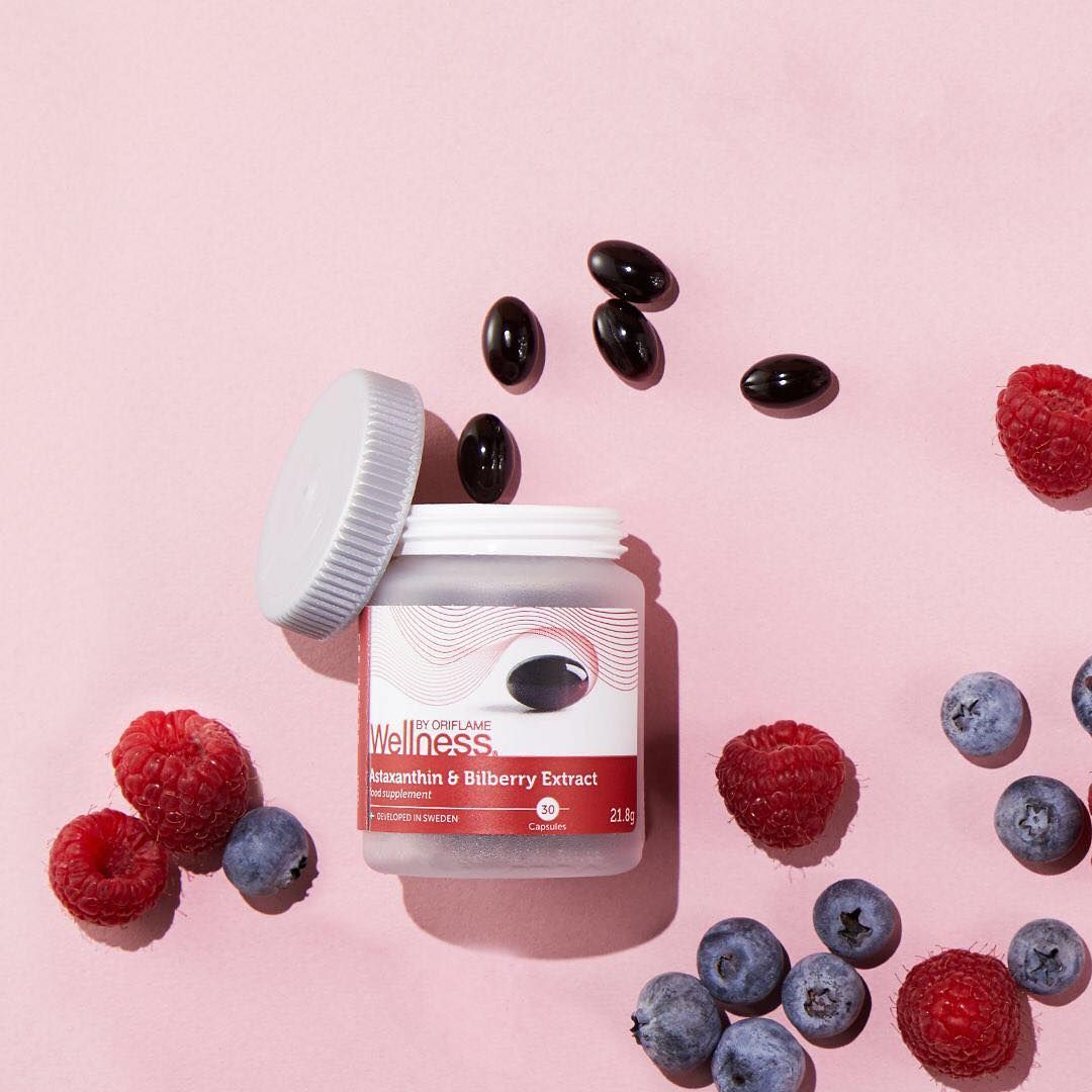 Chai sản phẩm Astaxanthin & Bilberry gồm 30 viên nang mềm dùng cho 30 ngày Chai sản phẩm Astaxanthin & Bilberry gồm 30 viên nang mềm dùng cho 30 ngày