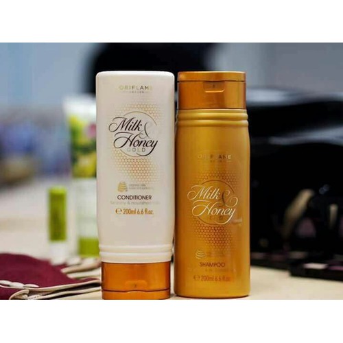 Bộ dầu gội xả tóc từ sữa và mật ong thiên nhiên của Oriflame Bộ dầu gội xả tóc từ sữa và mật ong thiên nhiên của Oriflame