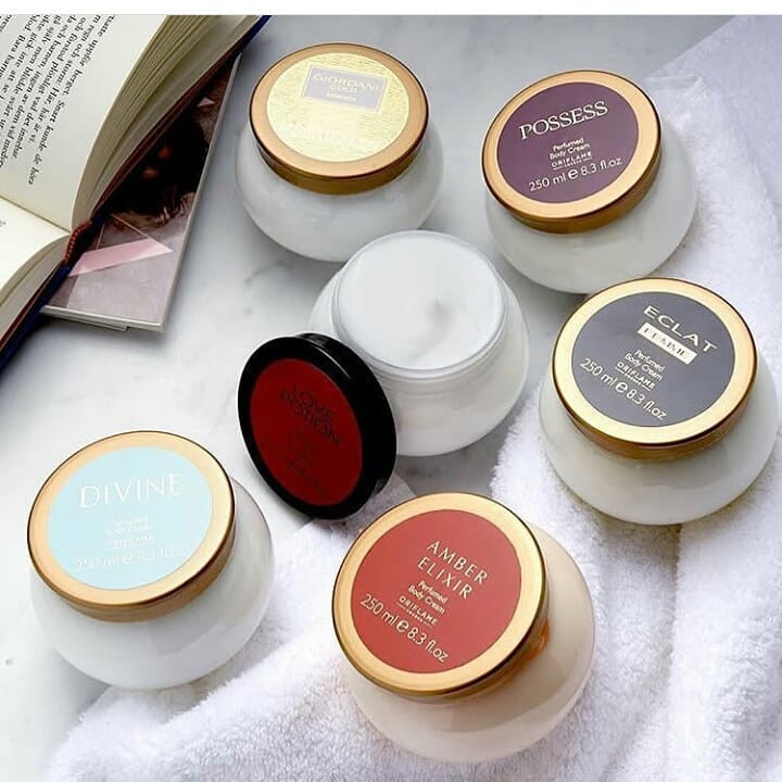 Bộ dưỡng thể nước hoa Oriflame dưỡng da mịn màng và mùi hương tinh tế, quyến rũ Bộ dưỡng thể nước hoa Oriflame dưỡng da mịn màng và mùi hương tinh tế, quyến rũ