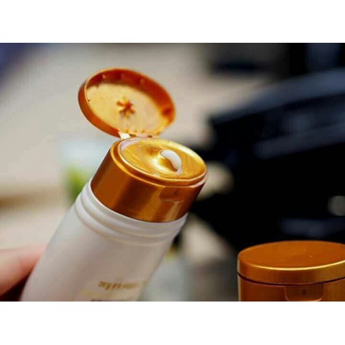 Dầu xả dạng kem nhiều dưỡng chất cho tóc thường và khô Dầu xả dạng kem nhiều dưỡng chất cho tóc thường và khô