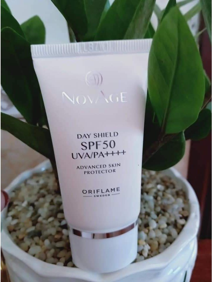 Kem chống nắng Oriflame Novage 34143 SPF50 UVA/PA++++ Kem chống nắng Oriflame Novage 34143 SPF50 UVA/PA++++