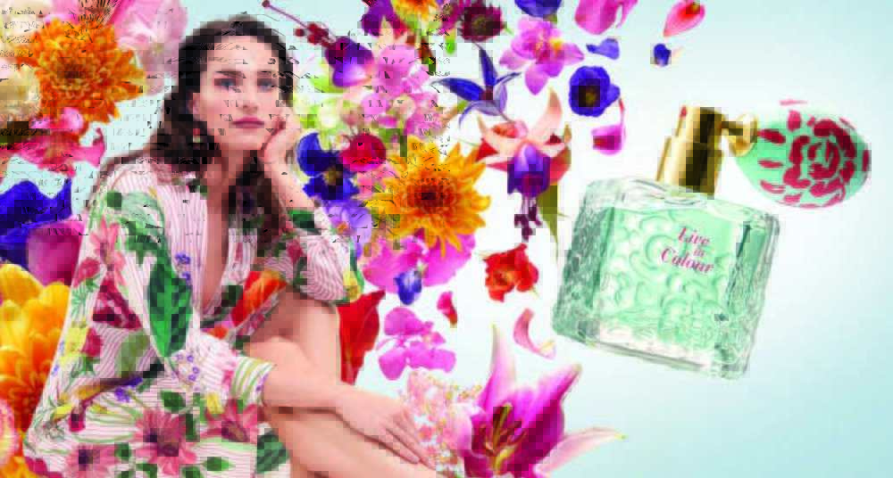 Nước hoa nữ với hương hoa hồng leo từ Thụy Điển chủ đạo Nước hoa nữ với hương hoa hồng leo từ Thụy Điển chủ đạo