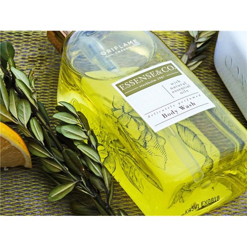 Sữa tắm Oriflame 31852 dưỡng ẩm cho da từ thiên nhiên Sữa tắm Oriflame 31852 dưỡng ẩm cho da từ thiên nhiên