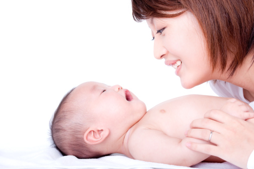 Kiểm định máy thủy bình như thế nào? Chăm sóc mẹ và bé trong 2 tuần đầu tot