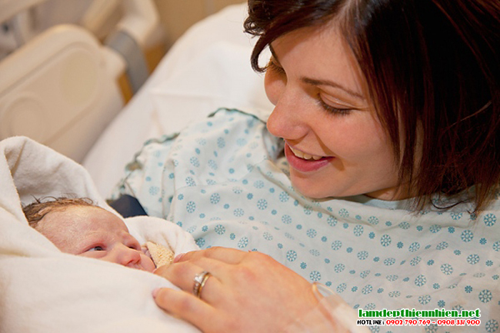 quy trình chăm sóc mẹ sau sinh de