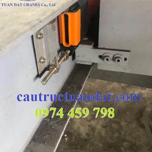 Tăng kéo ray điện cầu trục 4P