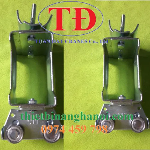 Con dẫn hướng ray C cầu trục