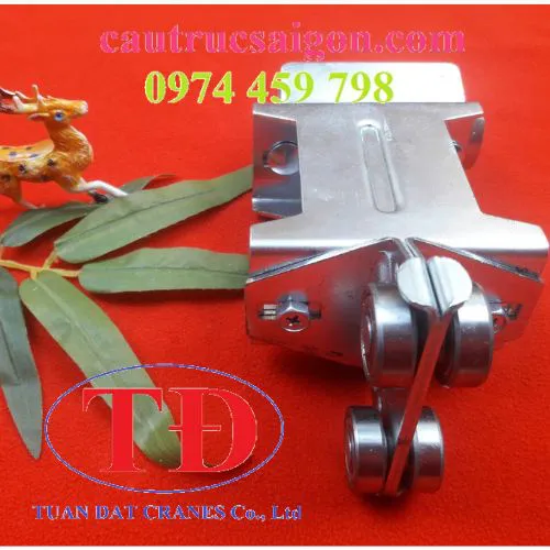 Con lăn dẫn hướng ray C cầu trục