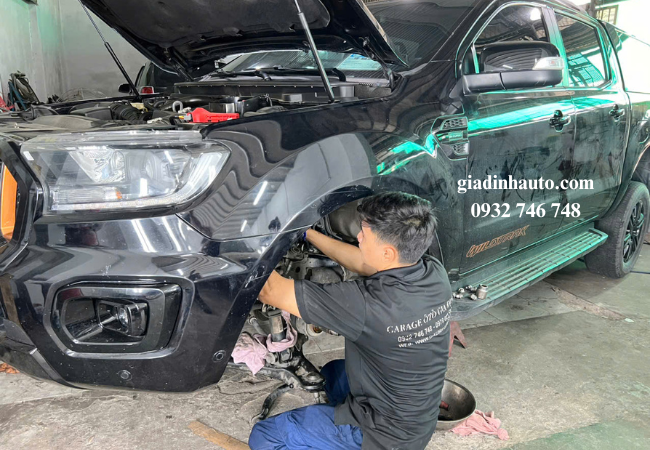 Phanh là một trong những hệ thống quan trọng nhất trên xe ô tô Phanh là một trong những hệ thống quan trọng nhất trên xe ô tô