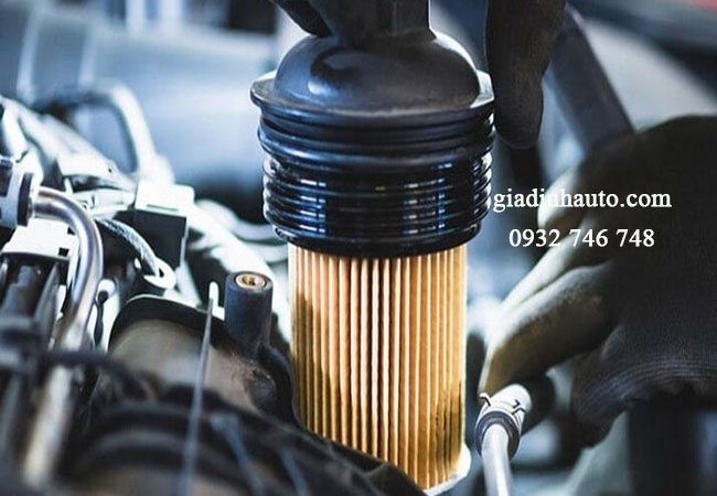 thay thế bộ lọc nhiên liệu định kỳ cho chiếc xế yêu thay thế bộ lọc nhiên liệu định kỳ cho chiếc xế yêu