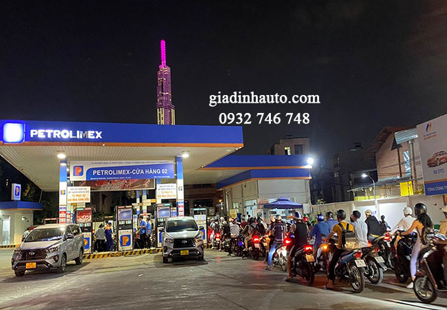 nên mua xăng chất lượng và đổ xăng cho xe ô tô tại các cơ sở uy tín chất lượng nên mua xăng chất lượng và đổ xăng cho xe ô tô tại các cơ sở uy tín chất lượng