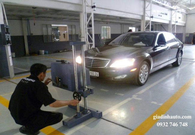 Việc đảm bảo hệ thống chiếu sáng của xe hoạt động tốt là rất quan trọng. Việc đảm bảo hệ thống chiếu sáng của xe hoạt động tốt là rất quan trọng.