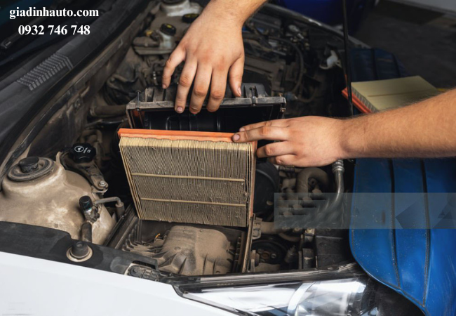 Bảo dưỡng oto đúng lúc sẽ giúp các bác tránh được nhiều sự cố không mong muốn Bảo dưỡng oto đúng lúc sẽ giúp các bác tránh được nhiều sự cố không mong muốn