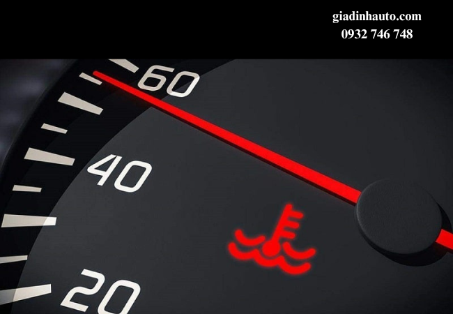 Đèn nhiệt độ động cơ sáng nếu không giải quyết sớm động cơ có thể bị quá nhiệt và hư hỏng nghiêm trọng Đèn nhiệt độ động cơ sáng nếu không giải quyết sớm động cơ có thể bị quá nhiệt và hư hỏng nghiêm trọng