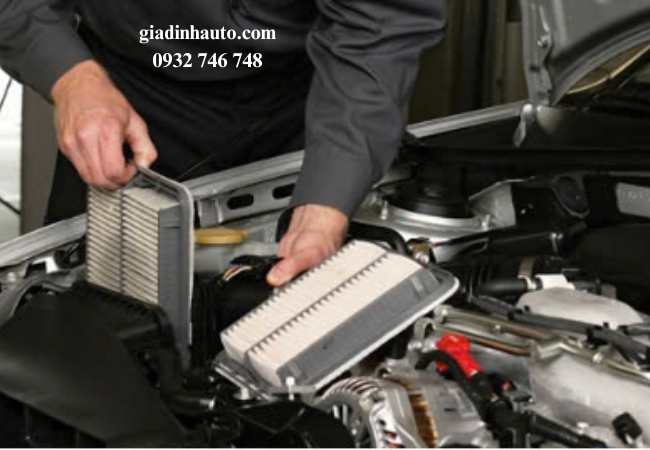 Nên thực hiện việc thay thế bộ lọc gió và bộ lọc nhiên liệu định kỳ theo khuyến cáo của nhà sản xuất Nên thực hiện việc thay thế bộ lọc gió và bộ lọc nhiên liệu định kỳ theo khuyến cáo của nhà sản xuất