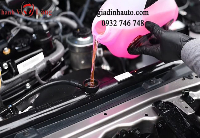 kiểm tra và theo dõi hệ thống nước mát trên ô tô kiểm tra và theo dõi hệ thống nước mát trên ô tô