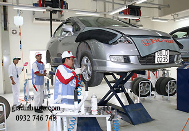 kiểm tra và bảo dưỡng các bộ phận trê xe ô tô định kỳ để an toàn khi tham gia giao thông kiểm tra và bảo dưỡng các bộ phận trê xe ô tô định kỳ để an toàn khi tham gia giao thông