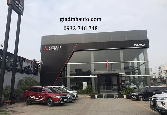 đội ngũ sơn xe mazda tại mitsubishi thủ đức tay nhề cũng rất cao đội ngũ sơn xe mazda tại mitsubishi thủ đức tay nhề cũng rất cao