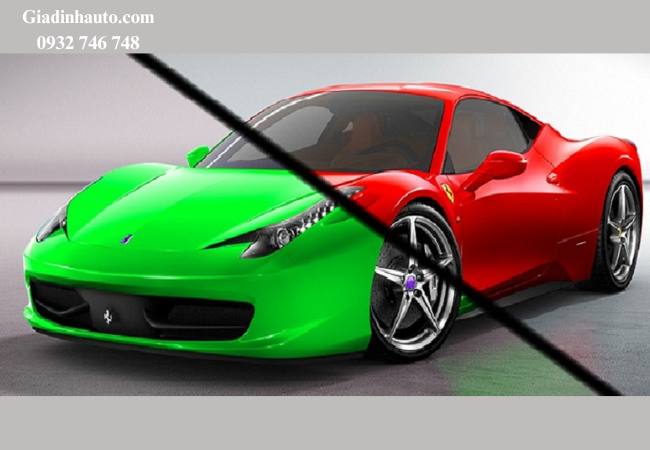 Công đoạn xử lý bề mặt xe trước khi sơn cũng cực kỳ quan trọng để đảm bảo sơn bám dính tốt Công đoạn xử lý bề mặt xe trước khi sơn cũng cực kỳ quan trọng để đảm bảo sơn bám dính tốt