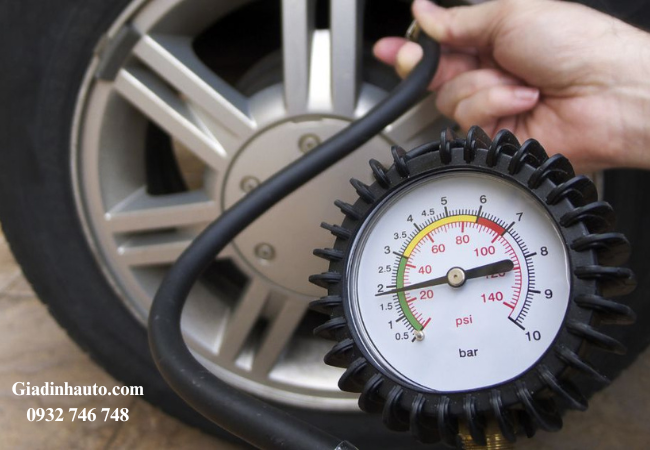 Mức áp suất chuẩn thường nằm trong khoảng 30–35 PSI Mức áp suất chuẩn thường nằm trong khoảng 30–35 PSI