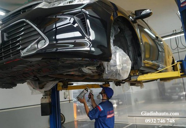 Lớp phủ gầm còn được quảng cáo là hỗ trợ cách nhiệt từ mặt đường Lớp phủ gầm còn được quảng cáo là hỗ trợ cách nhiệt từ mặt đường