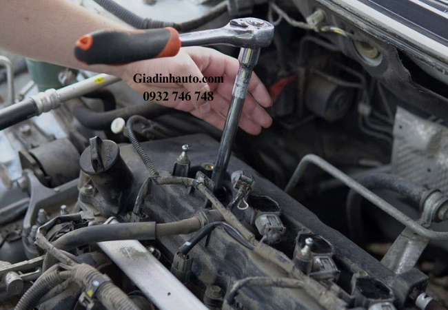 Nên thay Bugi sau 20.000 – 40.000 km, giá từ 100.000 – 250.000đ/bugi. Nên thay Bugi sau 20.000 – 40.000 km, giá từ 100.000 – 250.000đ/bugi.