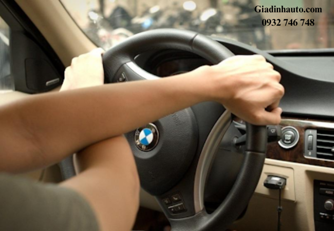 Một thuoc lai oto chất lượng giúp tài xế cảm nhận rõ mặt đường thông qua vô lăng – từ độ bám của bánh xe Một thuoc lai oto chất lượng giúp tài xế cảm nhận rõ mặt đường thông qua vô lăng – từ độ bám của bánh xe