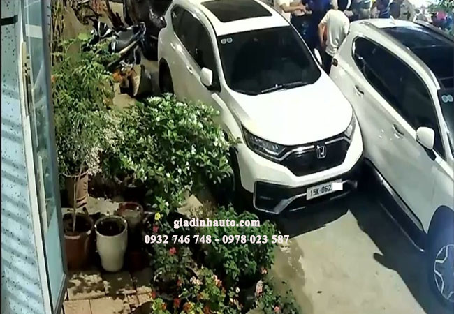 hạn chế các tình huống va chạm xe làm hỏng lớp sơn dặm cho xe hạn chế các tình huống va chạm xe làm hỏng lớp sơn dặm cho xe