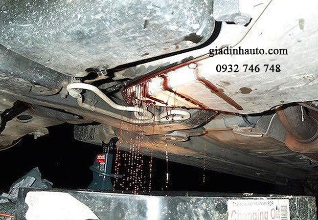 dầu hộp số ô tô rò rỉ cũng cần kiểm tra lại ngay bộ phận hộp số dầu hộp số ô tô rò rỉ cũng cần kiểm tra lại ngay bộ phận hộp số