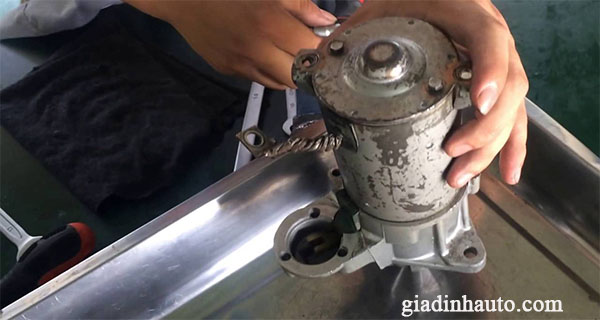 bảo dưỡng củ đề ô tô bảo dưỡng củ đề ô tô