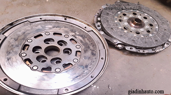 hệ thống phanh ô tô hệ thống phanh ô tô