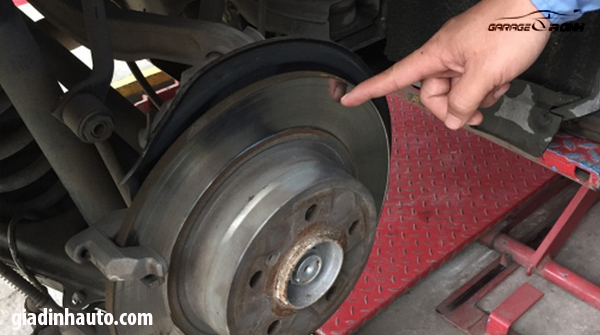 hệ thống phanh ô tô hệ thống phanh ô tô