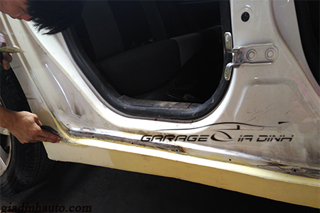 sơn lót với quy trình sơn xe tiêu chuẩn tại gara ô tô gia định sơn lót với quy trình sơn xe tiêu chuẩn tại gara ô tô gia định