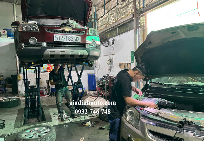 nên kiểm tra két nước hay bộ phận hư hỏng tại gara để đảm bảo an toàn nên kiểm tra két nước hay bộ phận hư hỏng tại gara để đảm bảo an toàn