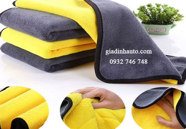 sử dụng khăn lau chuyên dụng để không làm trày xước lớp sơn sử dụng khăn lau chuyên dụng để không làm trày xước lớp sơn